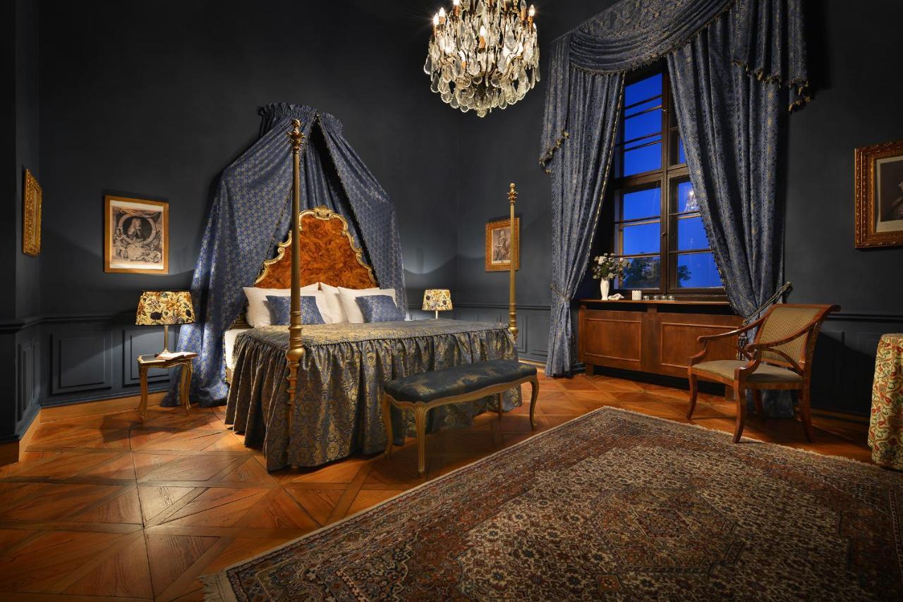 Chateau Loucen Garden Retreat ภายนอก รูปภาพ